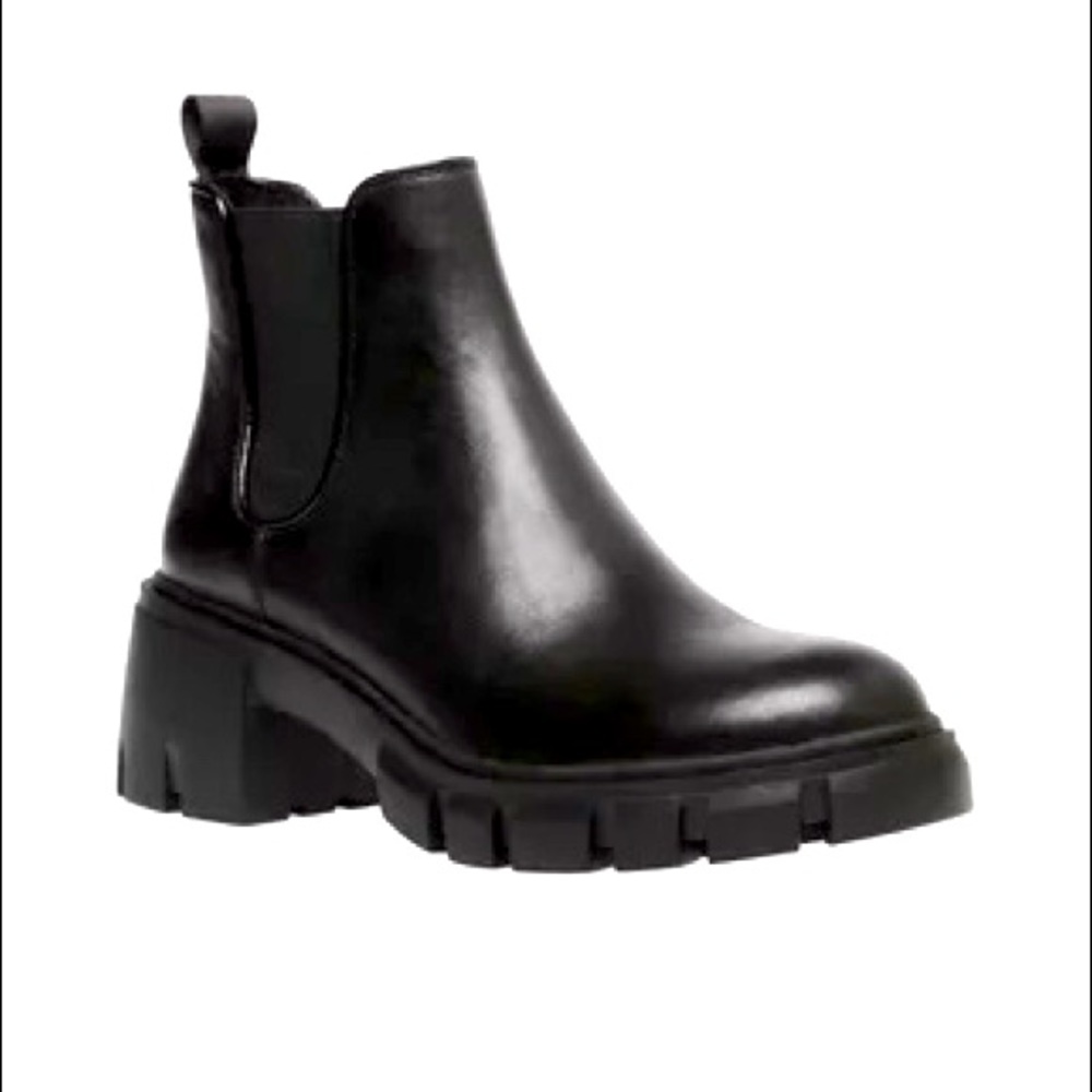 Black Steve Madden Howler Boots